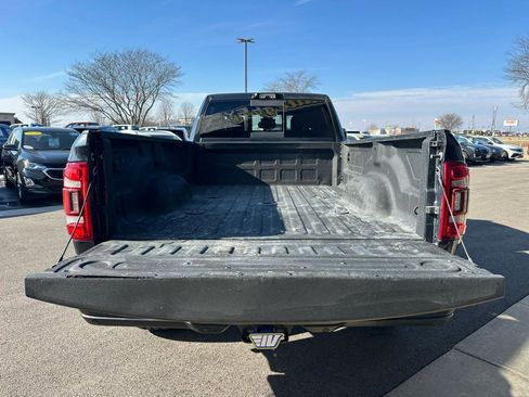 Used 2022 RAM 3500 Big Horn image 17