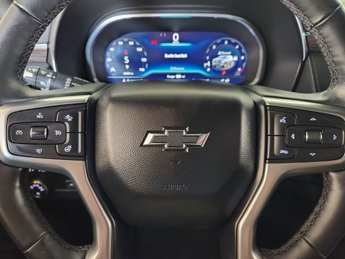 Used 2023 Chevrolet Tahoe Z71 w/ Luxury Package AWD/4WD image 37