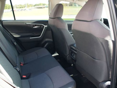 Used 2023 Toyota RAV4 XLE image 22