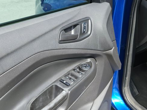 Used 2017 Ford Escape S FWD image 12