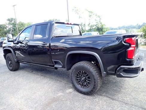 Used 2026 Chevrolet Silverado 2500 ZR2 AWD/4WD image 4