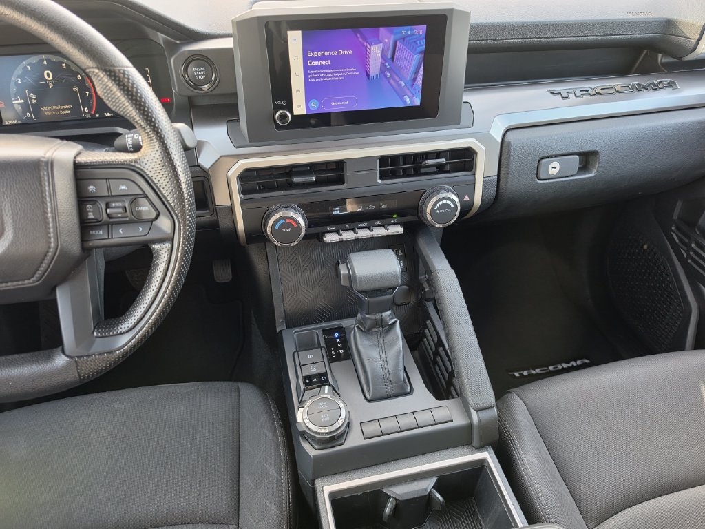 Used 2025 Toyota Tacoma SR5 AWD/4WD image 16