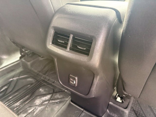 Used 2023 Chevrolet Equinox LT FWD image 28