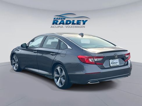 Used 2020 Honda Accord Touring image 4