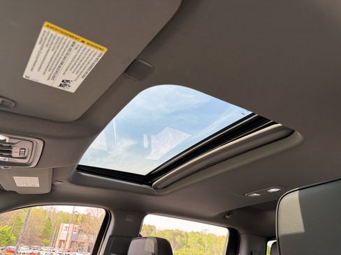 Used 2024 GMC Sierra 1500 Denali w/ Denali Reserve Package image 29