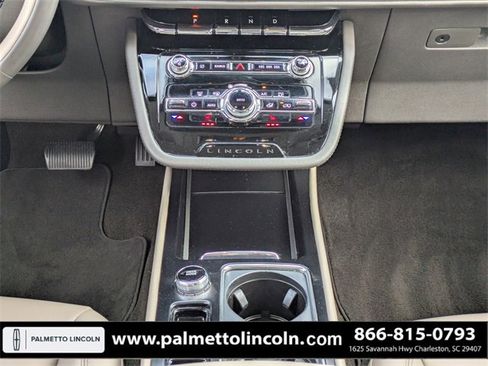 Certified 2022 Lincoln Corsair FWD image 18