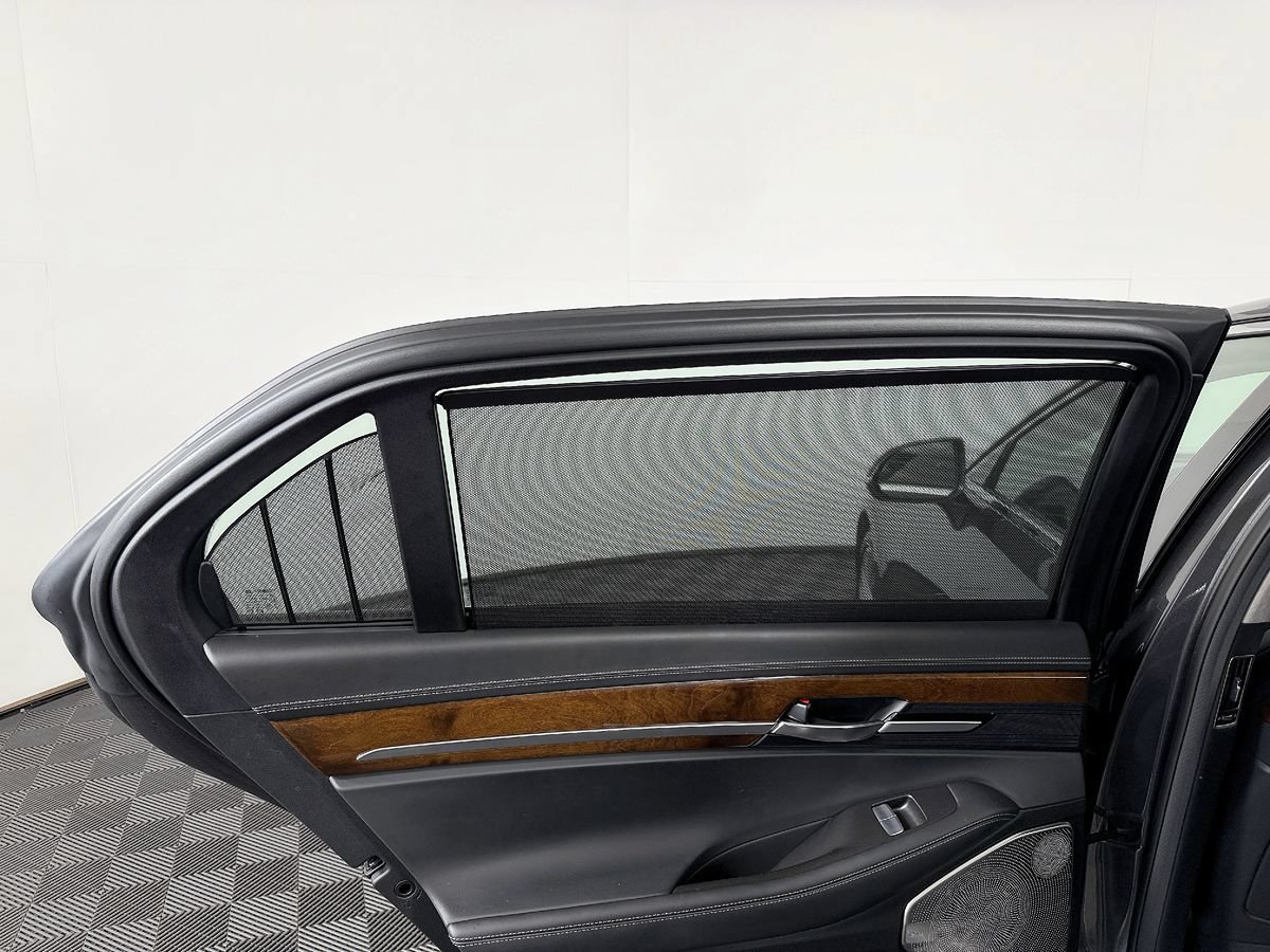 Used 2019 Genesis G90 3.3T Premium AWD/4WD image 40