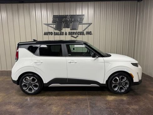 Used 2025 Kia Soul EX FWD image 7