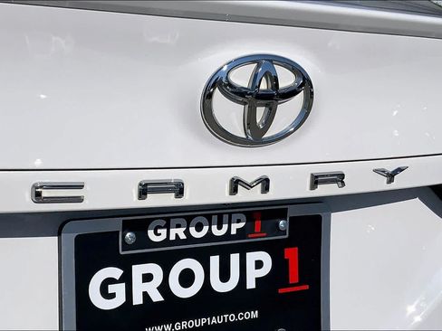 Used 2023 Toyota Camry SE FWD image 32