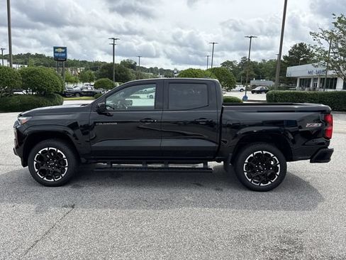 Used 2026 Chevrolet Colorado Z71 w/ Technology Package AWD/4WD image 6