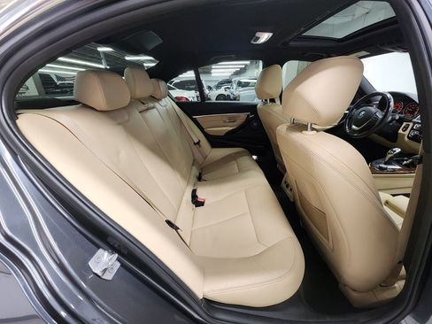 Used 2017 BMW 340i xDrive 340i xDrive image 11