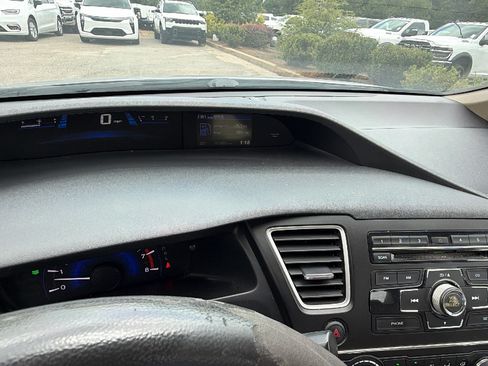Used 2014 Honda Civic LX image 30
