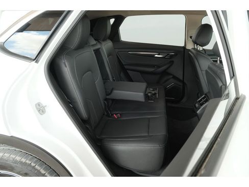 Used 2023 VinFast VF 8 Eco AWD/4WD image 19