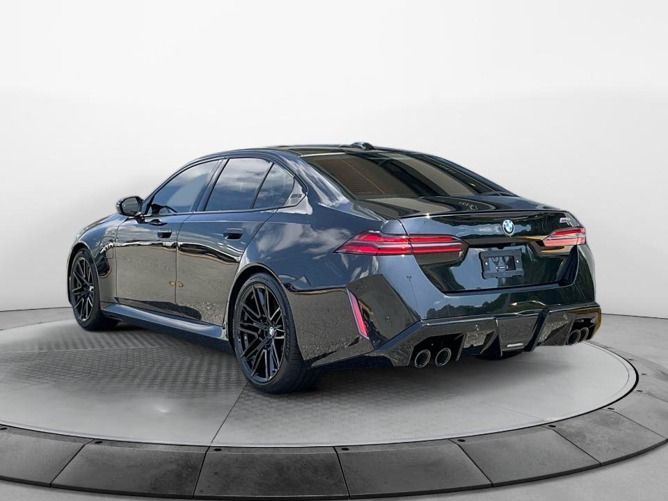 Used 2026 BMW M5 w/ Executive Package AWD/4WD image 5