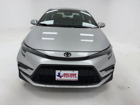 Used 2023 Toyota Corolla SE image 3