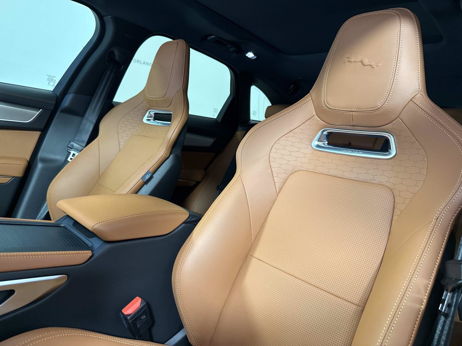 New 2026 Jaguar F-PACE R-Dynamic S AWD/4WD image 21