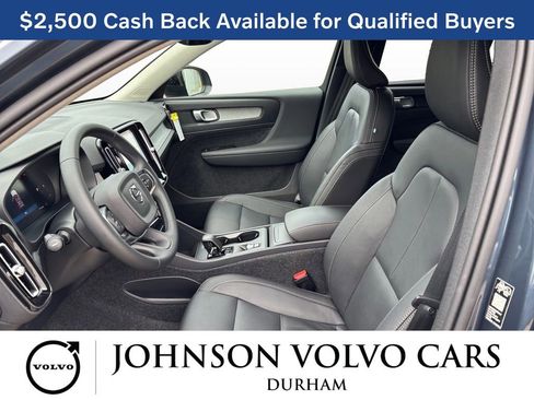 New 2026 Volvo XC40 B5 Core w/ Climate Package image 12