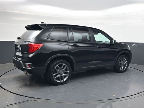 Used 2023 Honda Passport EX-L image 4