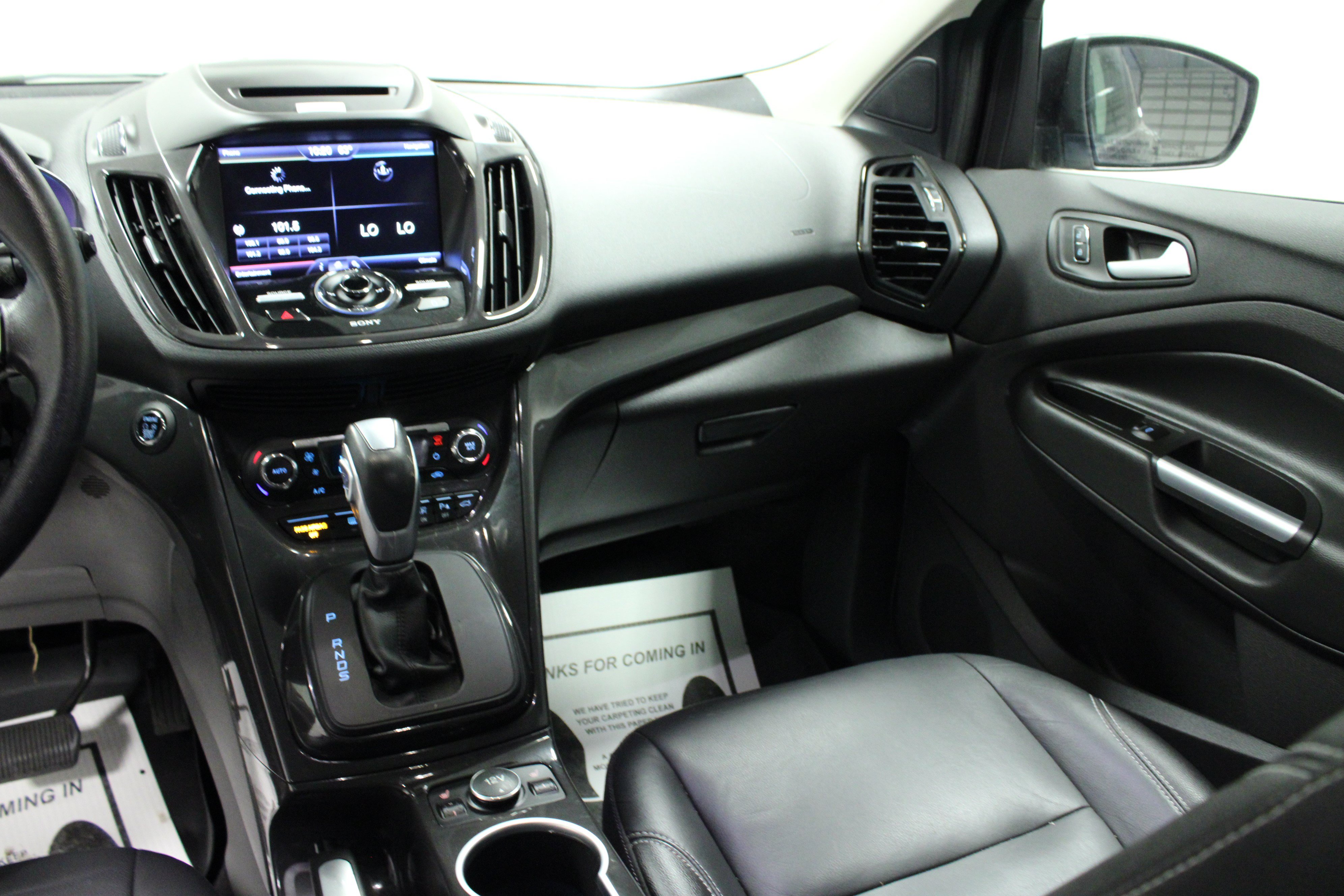 Used 2015 Ford Escape Titanium w/ Canadian Touring Package AWD/4WD image 19