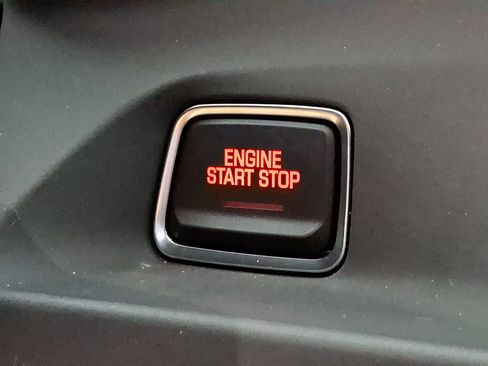 Used 2022 Chevrolet Camaro SS RWD image 23