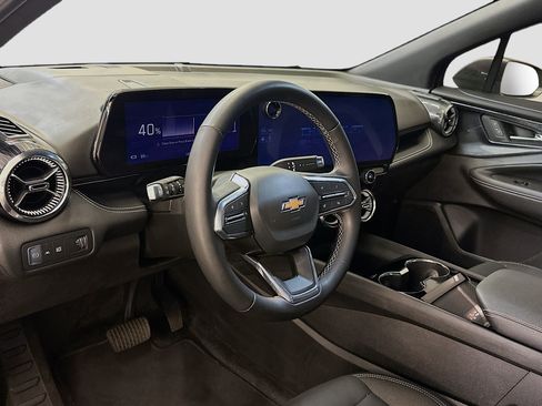 Used 2024 Chevrolet Blazer EV LT AWD/4WD image 18