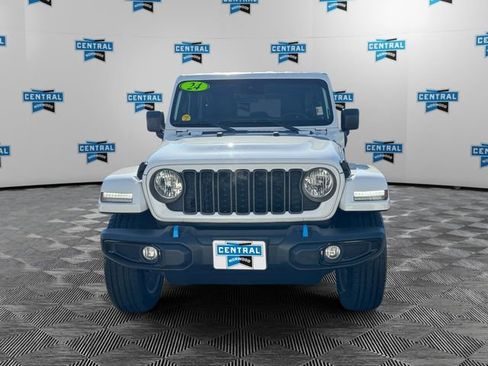 Used 2024 Jeep Wrangler Unlimited w/ Convenience Group image 9