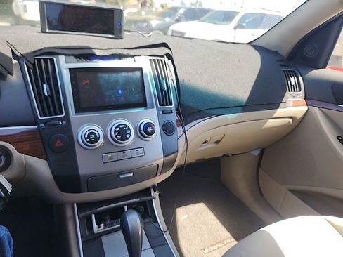 Used 2009 Hyundai Veracruz GLS FWD image 14