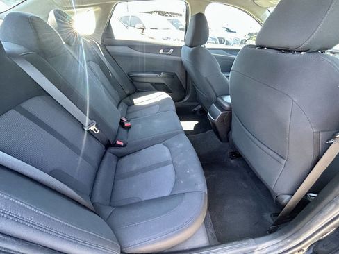 Used 2022 Kia K5 LX FWD image 14
