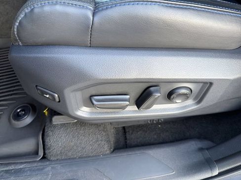 Used 2023 Toyota Tundra Platinum AWD/4WD image 27