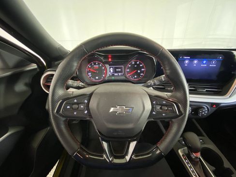 Used 2024 Chevrolet Trax RS w/ Driver Confidence Package FWD image 21