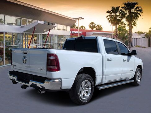 Used 2023 RAM 1500 Laramie AWD/4WD image 3