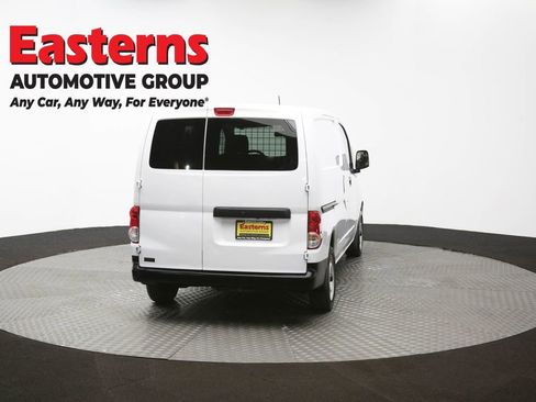 Used 2020 Nissan NV200 S image 36