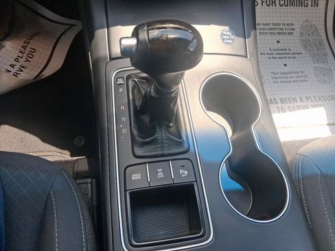 Used 2018 Kia Sorento AWD image 14