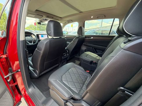 Used 2025 Volkswagen Atlas SEL Premium R-Line AWD/4WD image 13