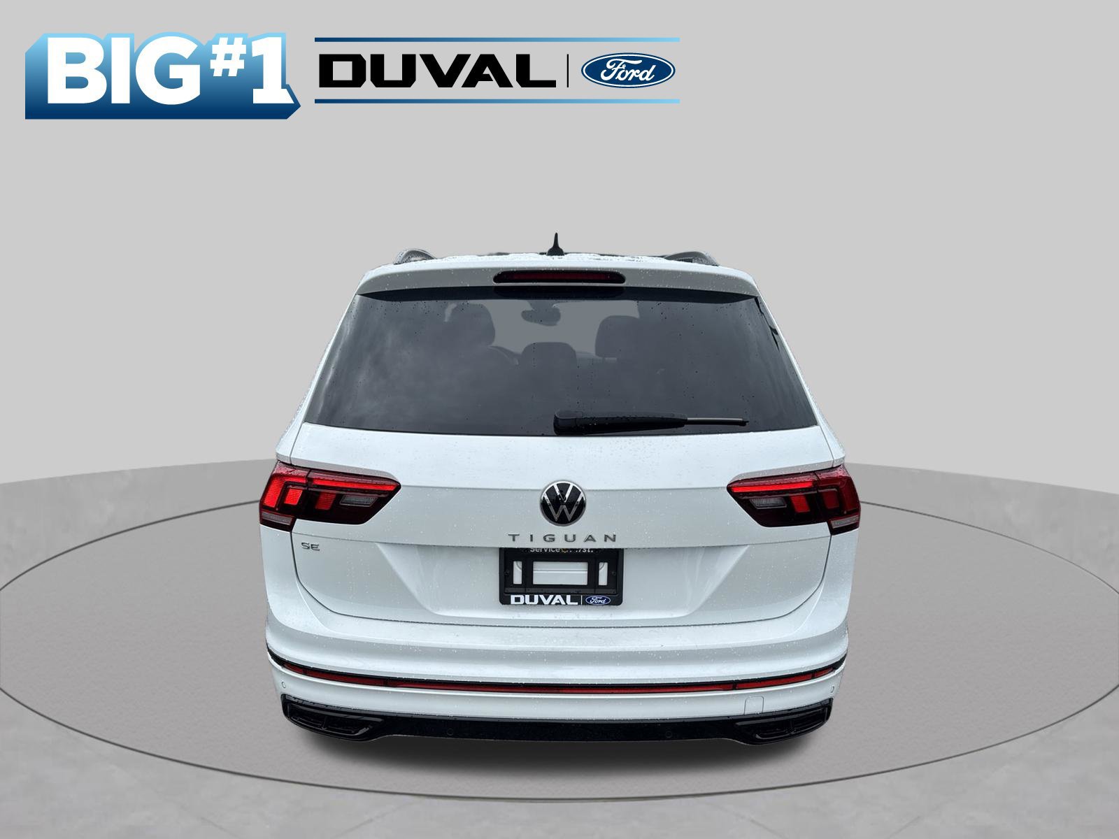 Used 2023 Volkswagen Tiguan SE R-Line FWD image 8