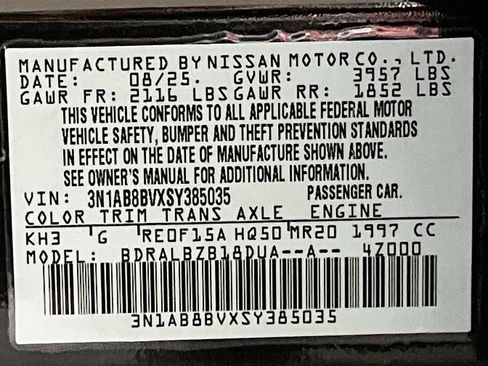 Used 2025 Nissan Sentra S FWD image 29