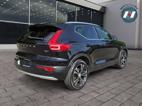 Used 2021 Volvo XC40 T5 Inscription w/ Climate Package AWD/4WD image 5