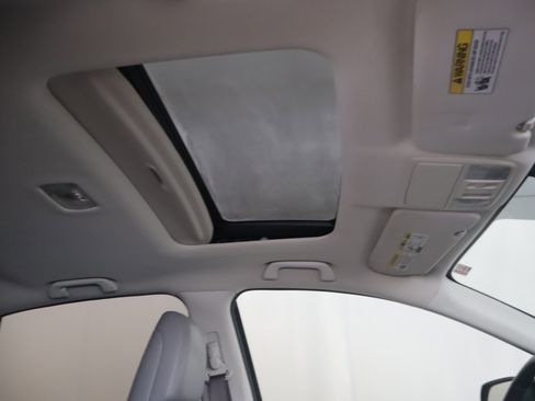 Used 2016 Honda CR-V EX-L image 3