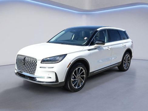 Certified 2024 Lincoln Corsair AWD w/ Equipment Group 101A image 2