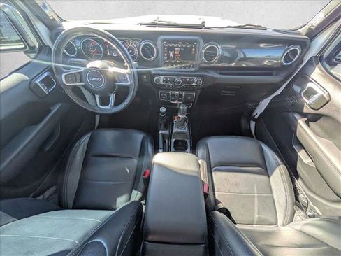 Used 2021 Jeep Wrangler Unlimited Sahara image 18