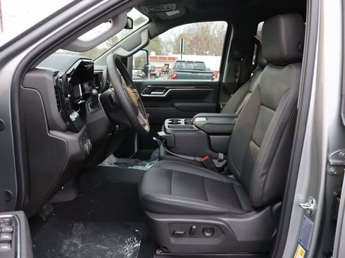 New 2026 Chevrolet Silverado 3500 LT w/ Trail Boss Package image 4