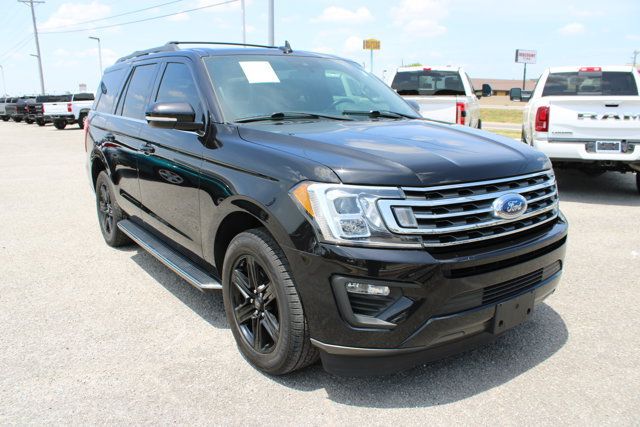 Used 2021 Ford Expedition XLT RWD image 3