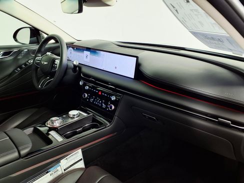 Certified 2026 Genesis G80 2.5T AWD/4WD image 9