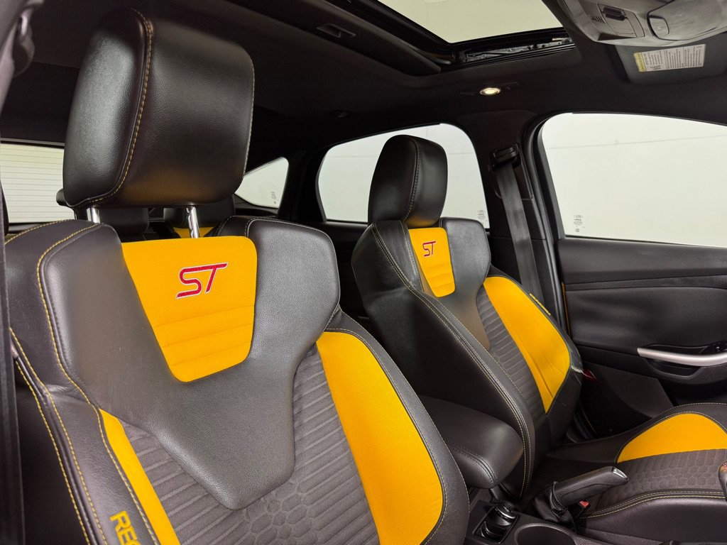 Used 2013 Ford Focus ST FWD image 28