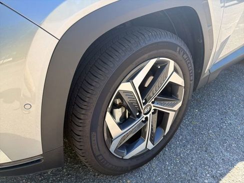Used 2022 Hyundai Tucson Limited AWD/4WD image 9