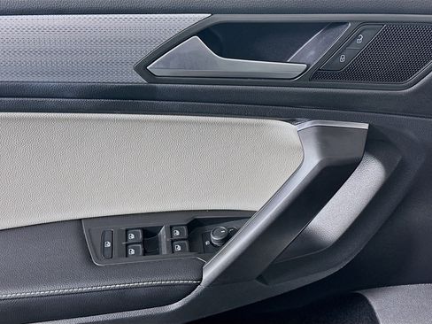 Used 2022 Volkswagen Tiguan S image 15