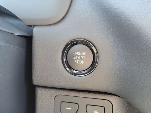 New 2026 Toyota Tundra Limited image 37