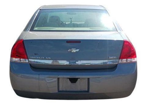 Used 2008 Chevrolet Impala LT FWD image 4