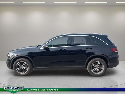 Used 2020 Mercedes-Benz GLC 300 4MATIC image 4