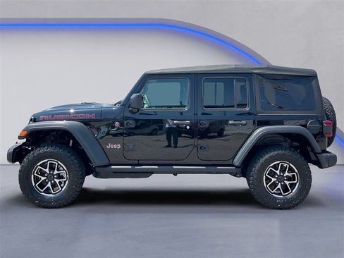 Used 2026 Jeep Wrangler Unlimited Rubicon AWD/4WD image 8
